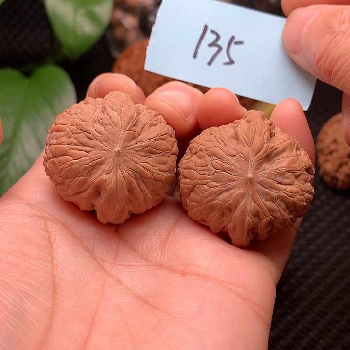 【闪购商品】把件文玩核桃34.5铁锤全品135