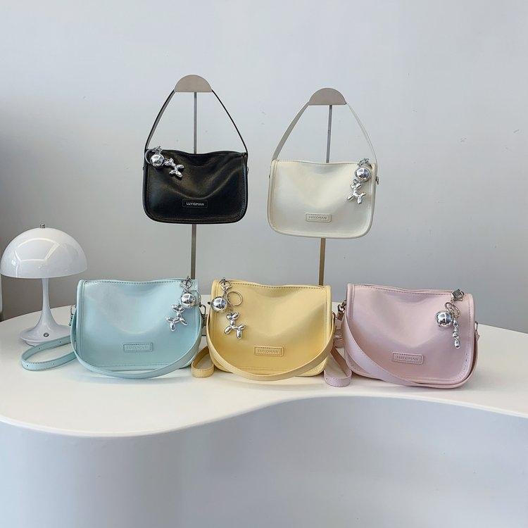 新款轻奢日系风百搭单肩斜挎包休闲女士学院风小手提包9788千丝