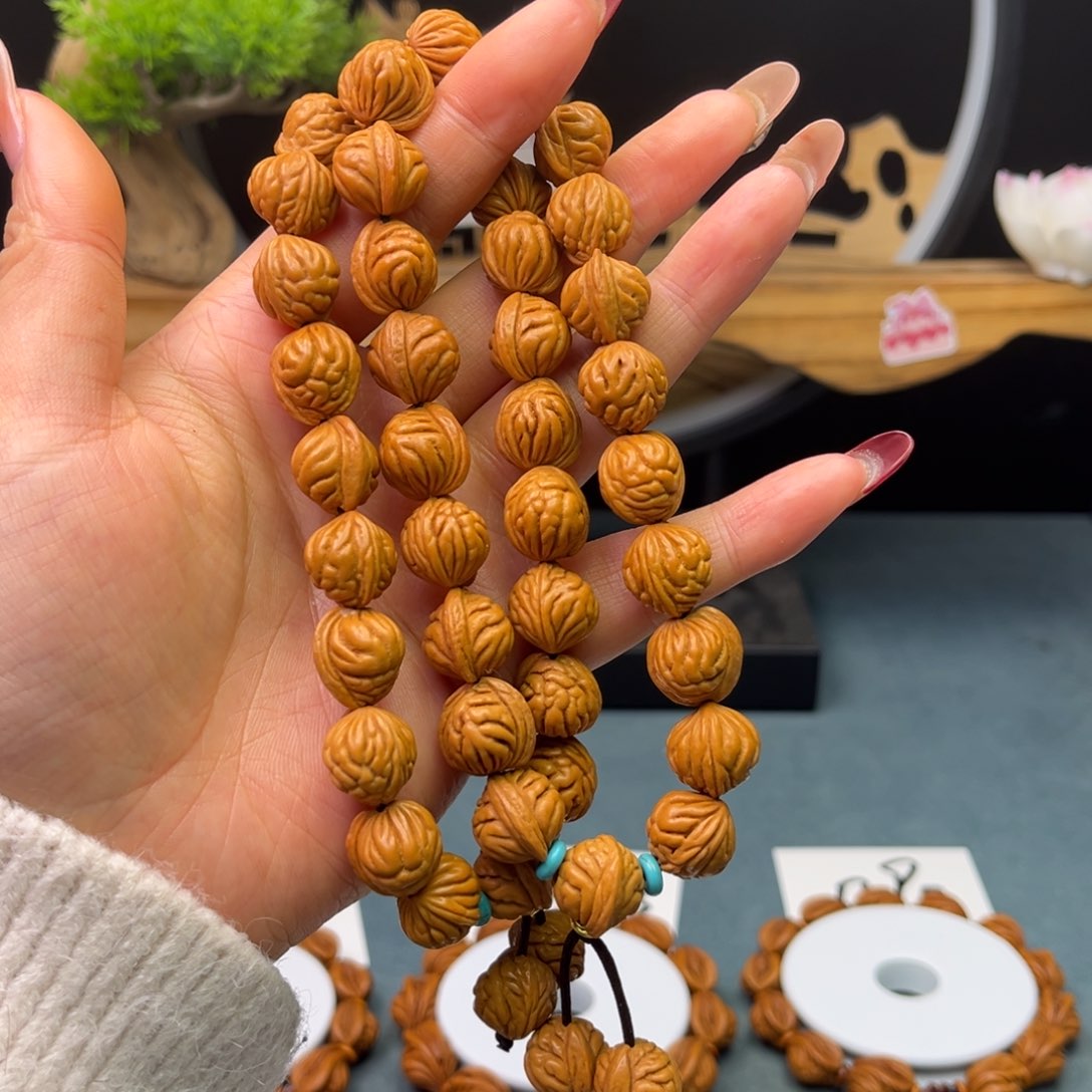 桃核手串13小金豆手持