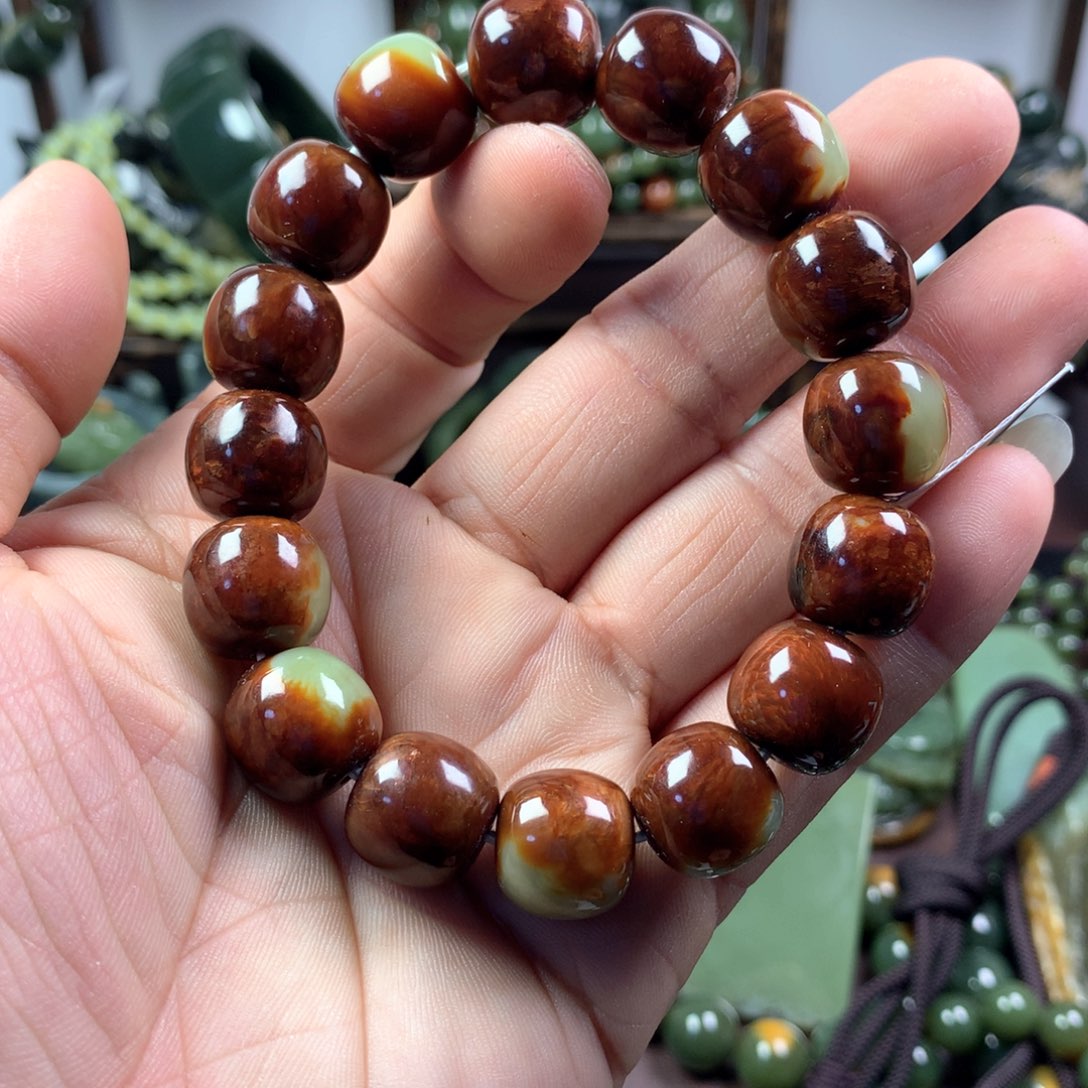 透闪石质玉手链未镶嵌幸*