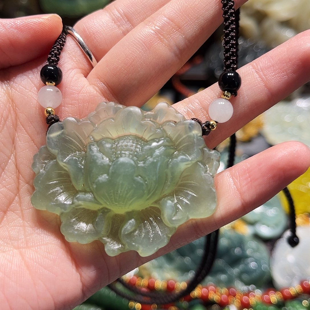 未镶嵌岫玉毛衣链