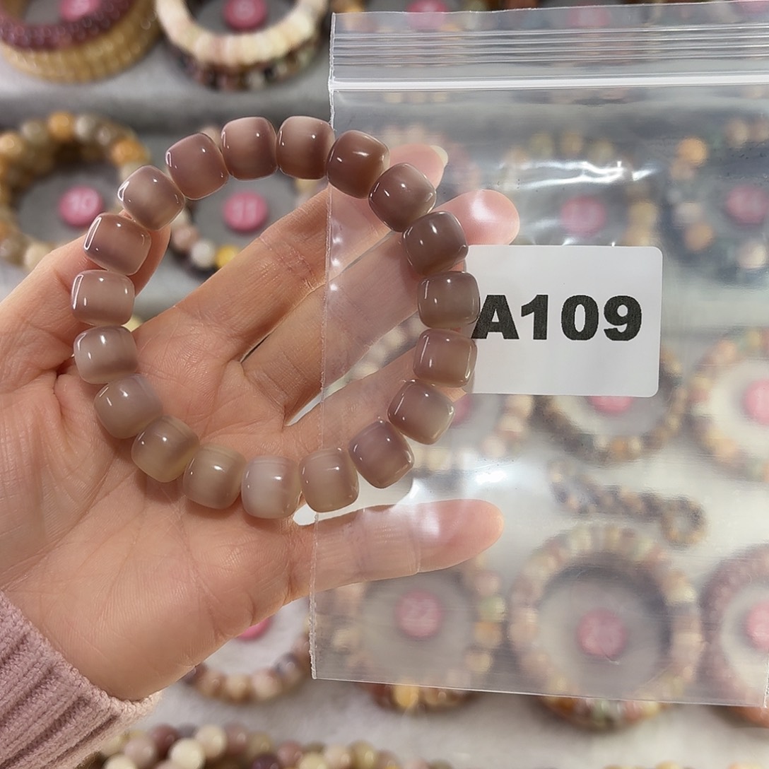 小***～菩提根/象牙果吊坠