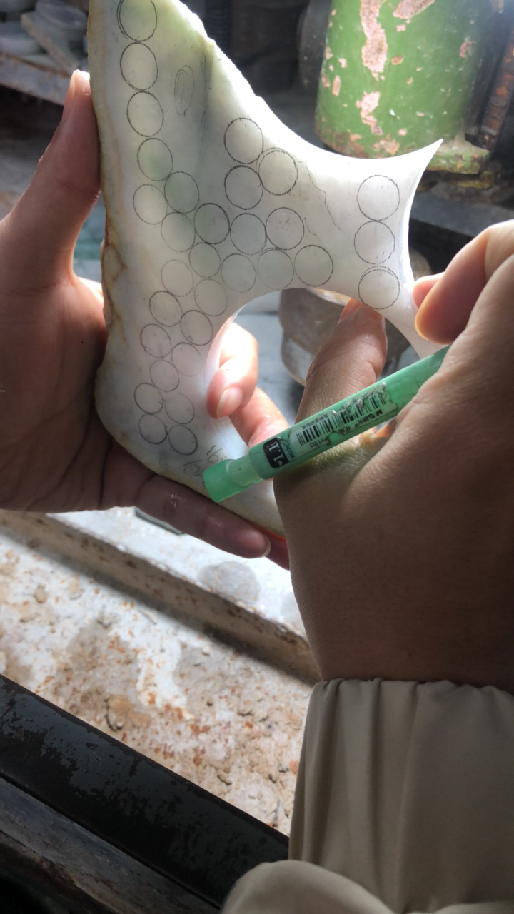 火火翡翠手镯定制