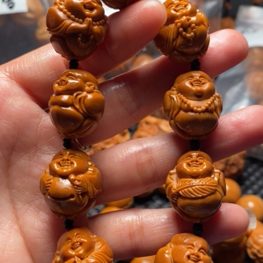 橄榄核吊坠八大弥勒