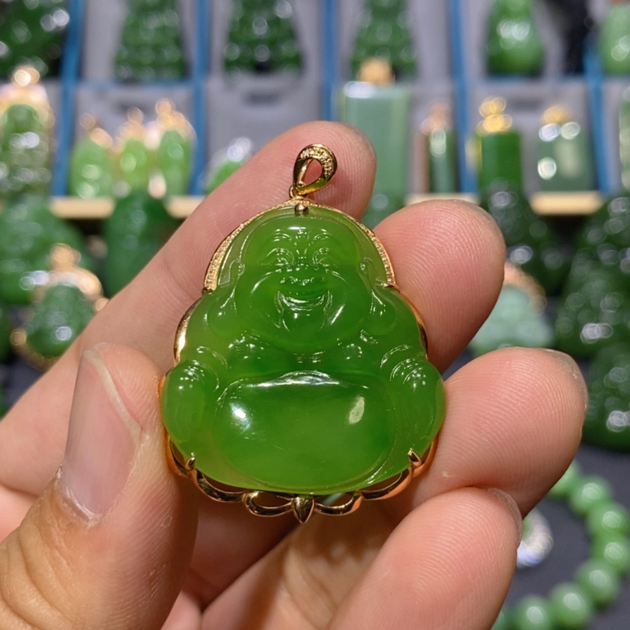 【闪购商品】和田玉吊坠(不含链)18K金镶嵌锅*苹果绿佛公29.7/8.7