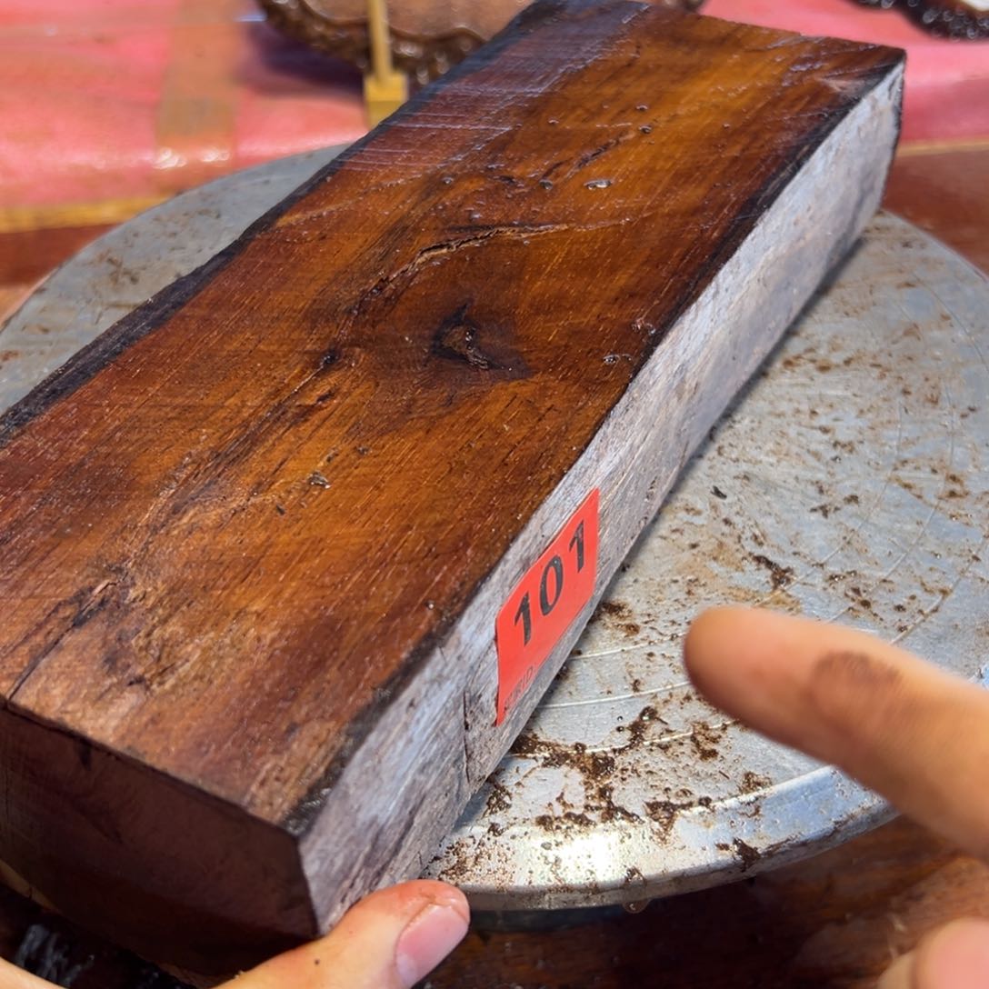 大果紫檀（缅甸花梨）