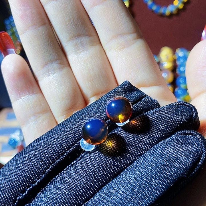 蓝珀珠宝奇石18K金镶嵌红蓝珀9mm耳钉