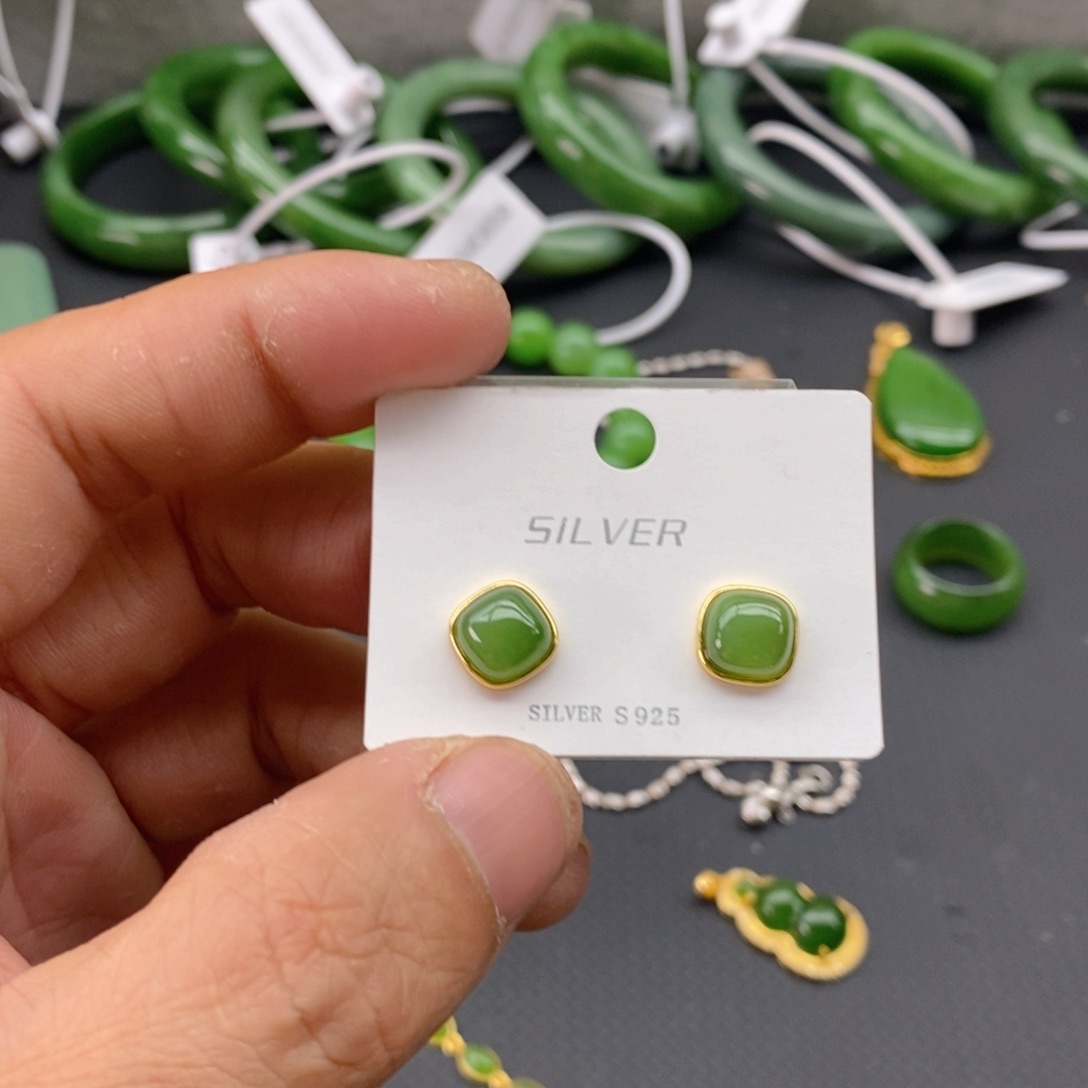 和田玉（碧玉）耳饰银S925镶嵌