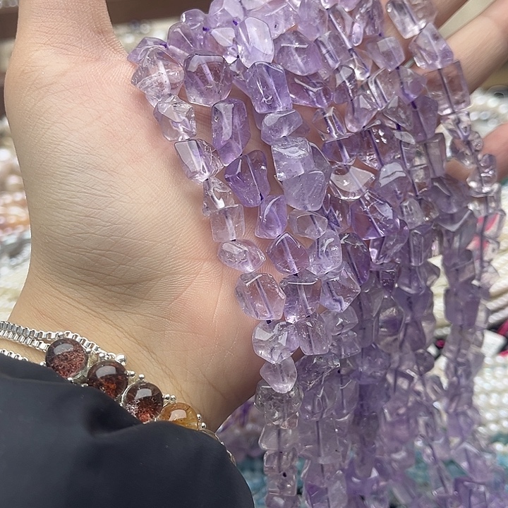 玛瑙/玉髓未镶嵌珠宝半成品一条紫晶随型切面