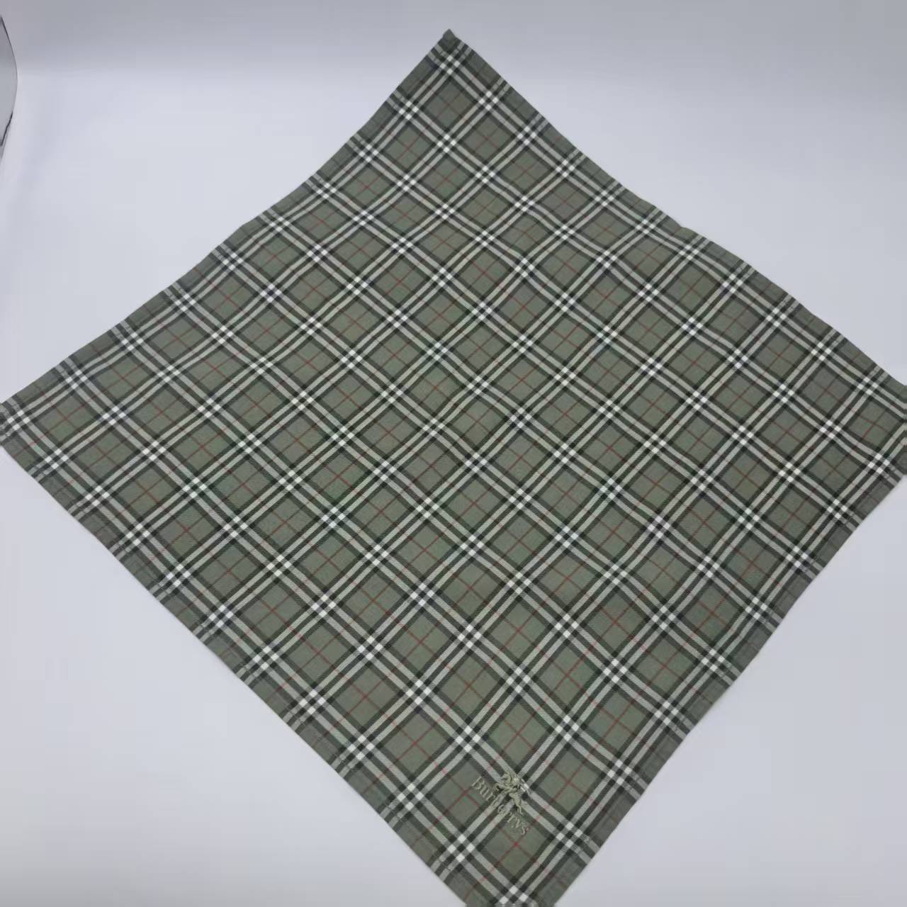 95新 BURBERRY/博柏利 海囤/巴宝莉/丝巾/yy13605