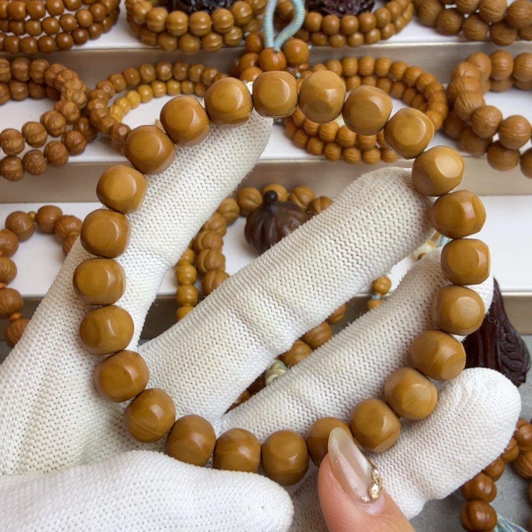 猴头核桃吊坠六方微微瑕