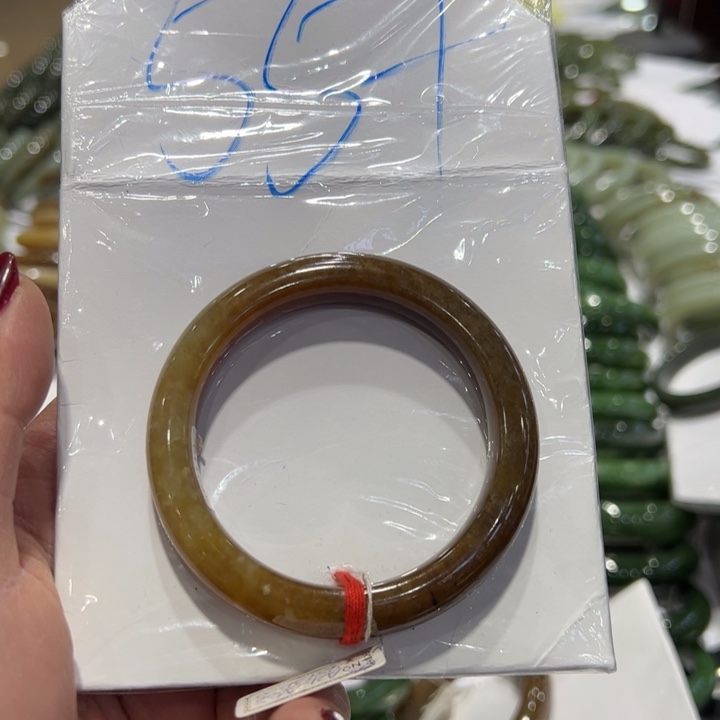 和田玉（糖玉）手镯未镶嵌