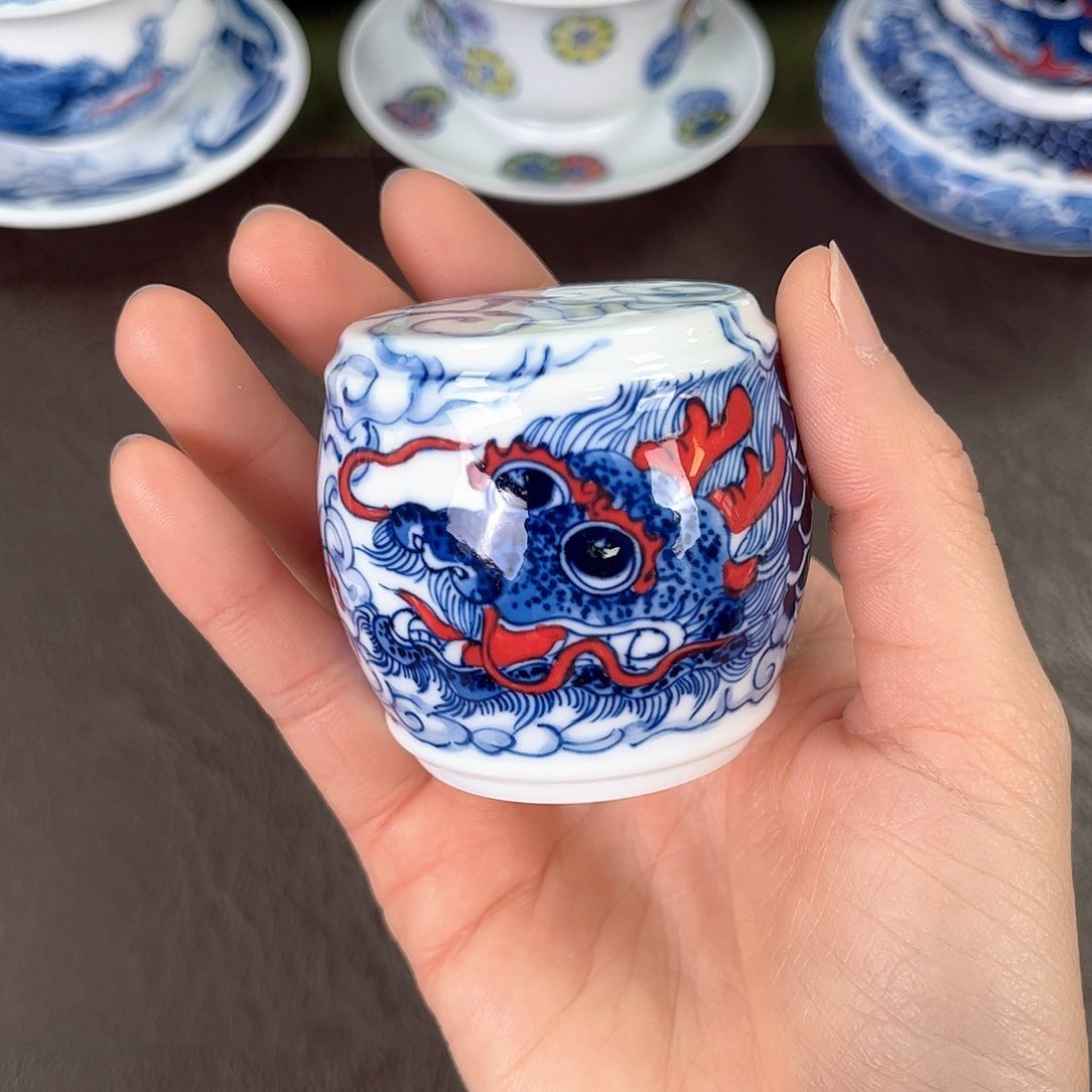 摆件手绘高温瓷器瓷器