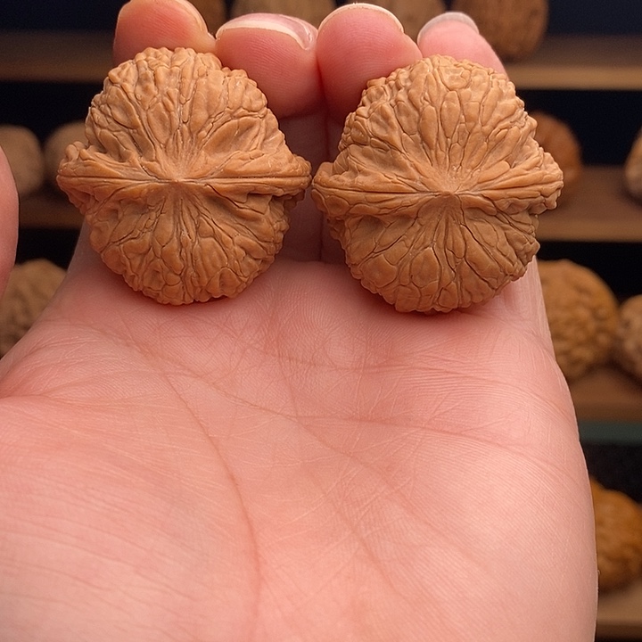 吊坠文玩核桃全品绣球34