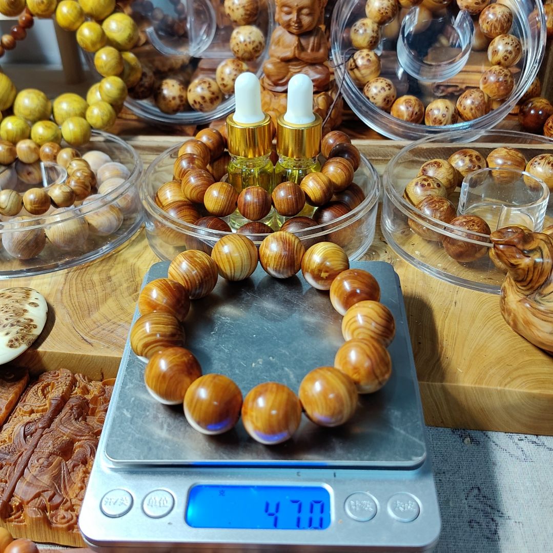 完*太行崖柏手工艺品