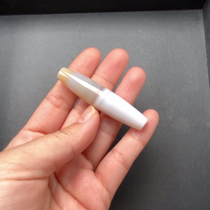 玛瑙/玉髓颈饰未镶嵌.***?