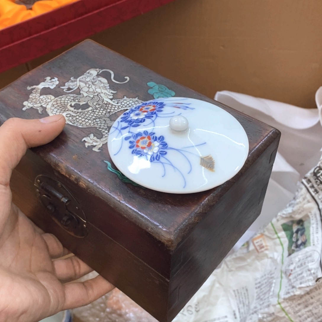 瓷片哈哈哈哈哈哈