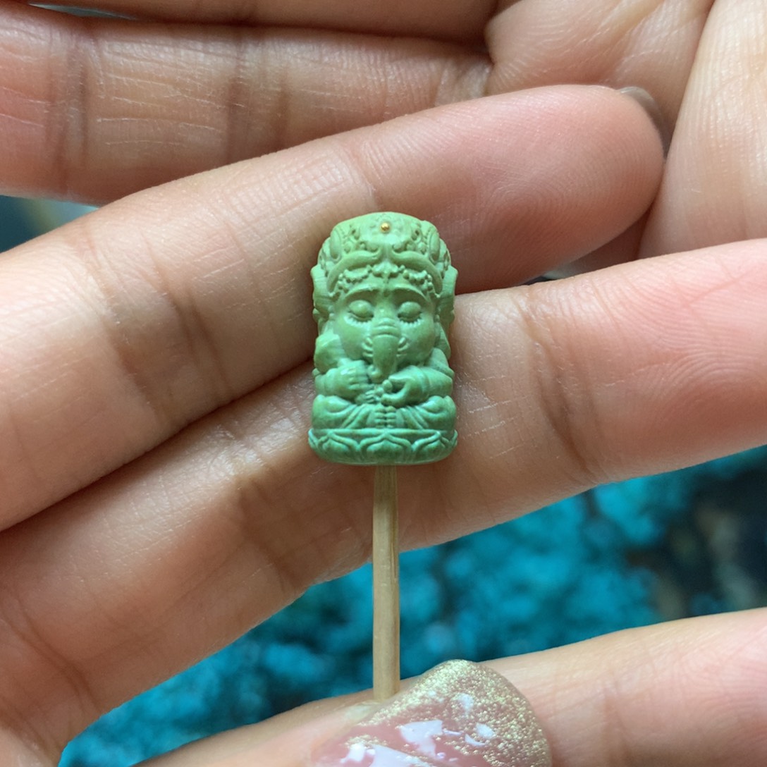 绿松石配饰未镶嵌