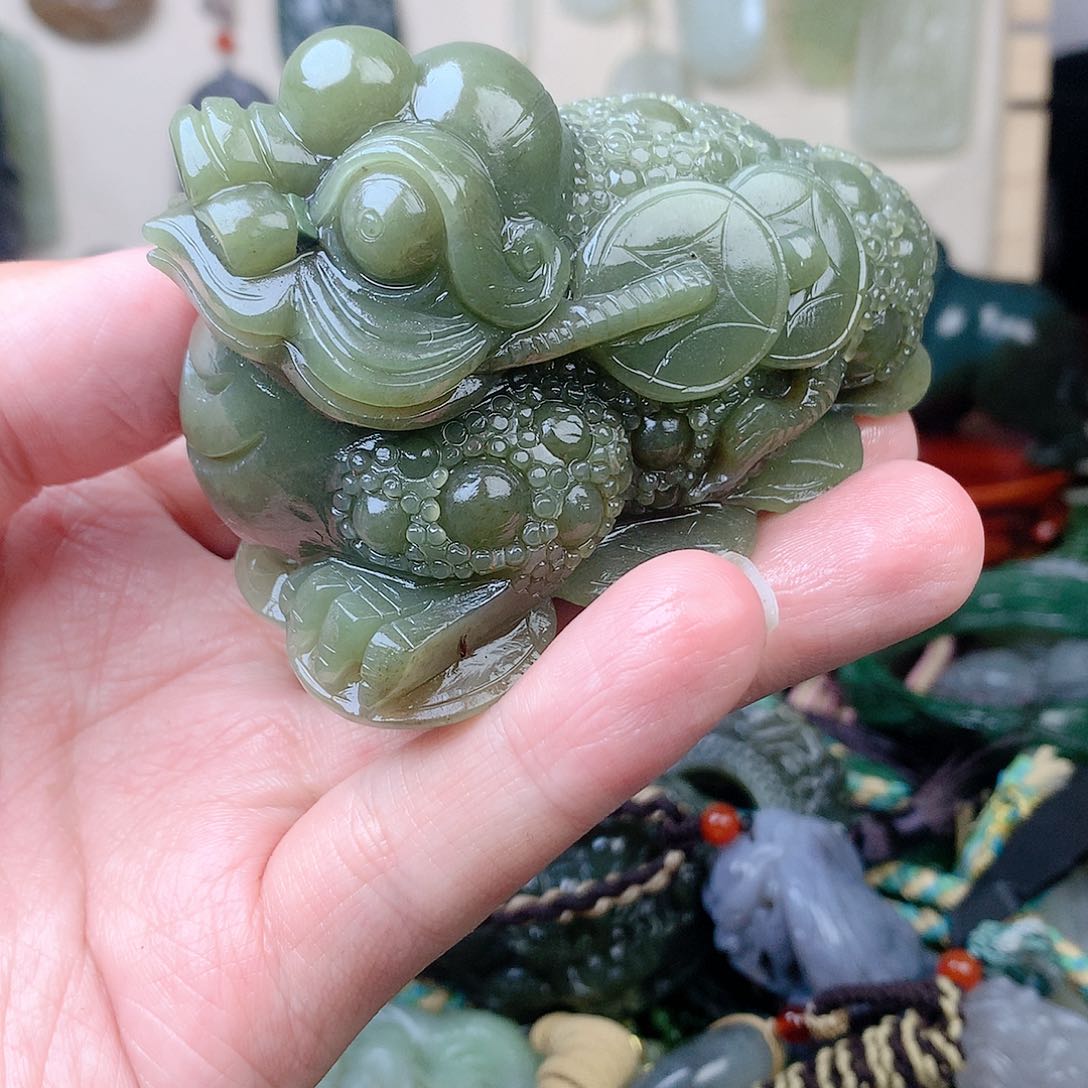 和田玉未镶嵌颈饰用****4