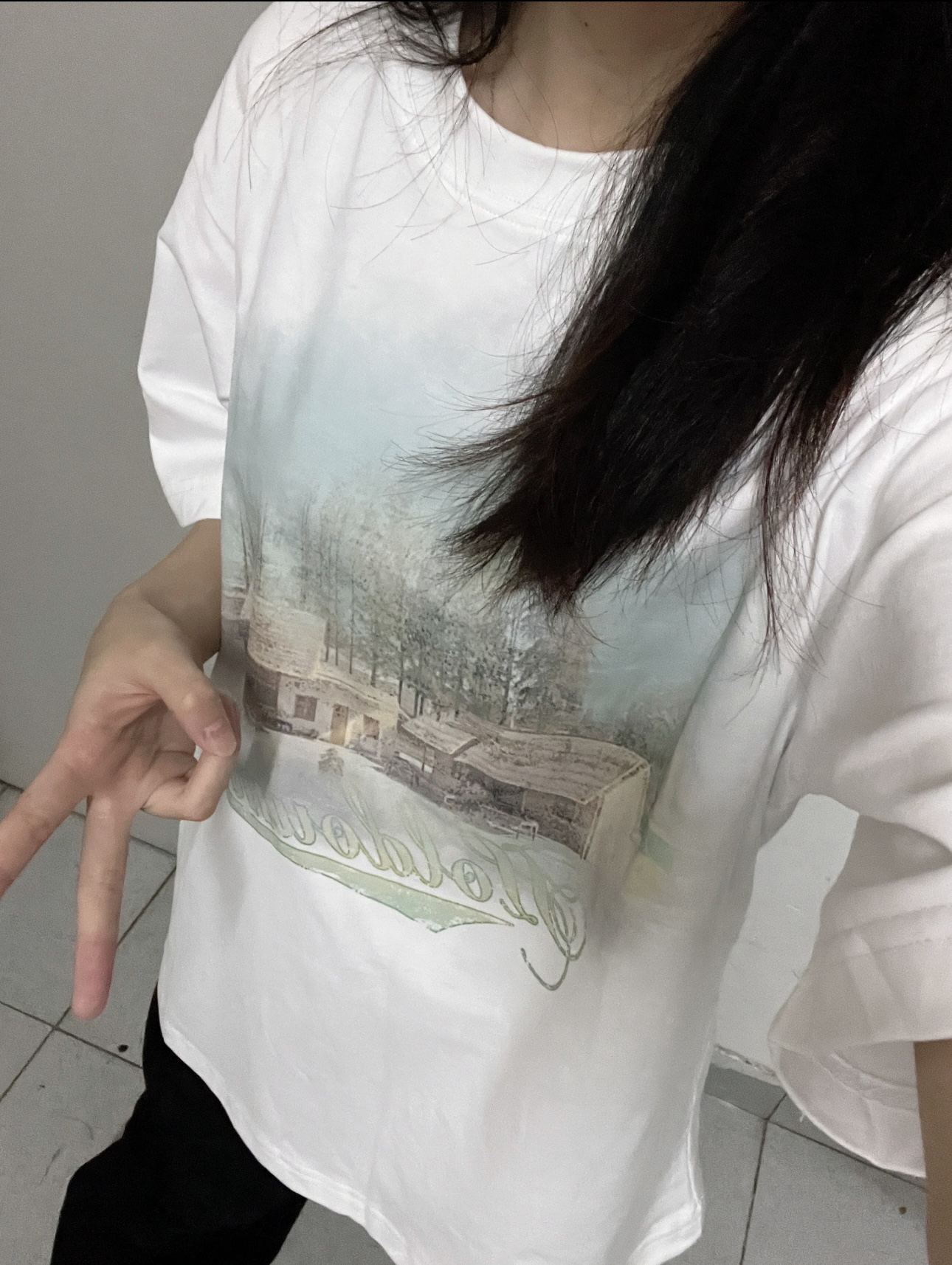 是谁还没有这款衣服呀！！数码直喷图案太好看啦 （微瑕）