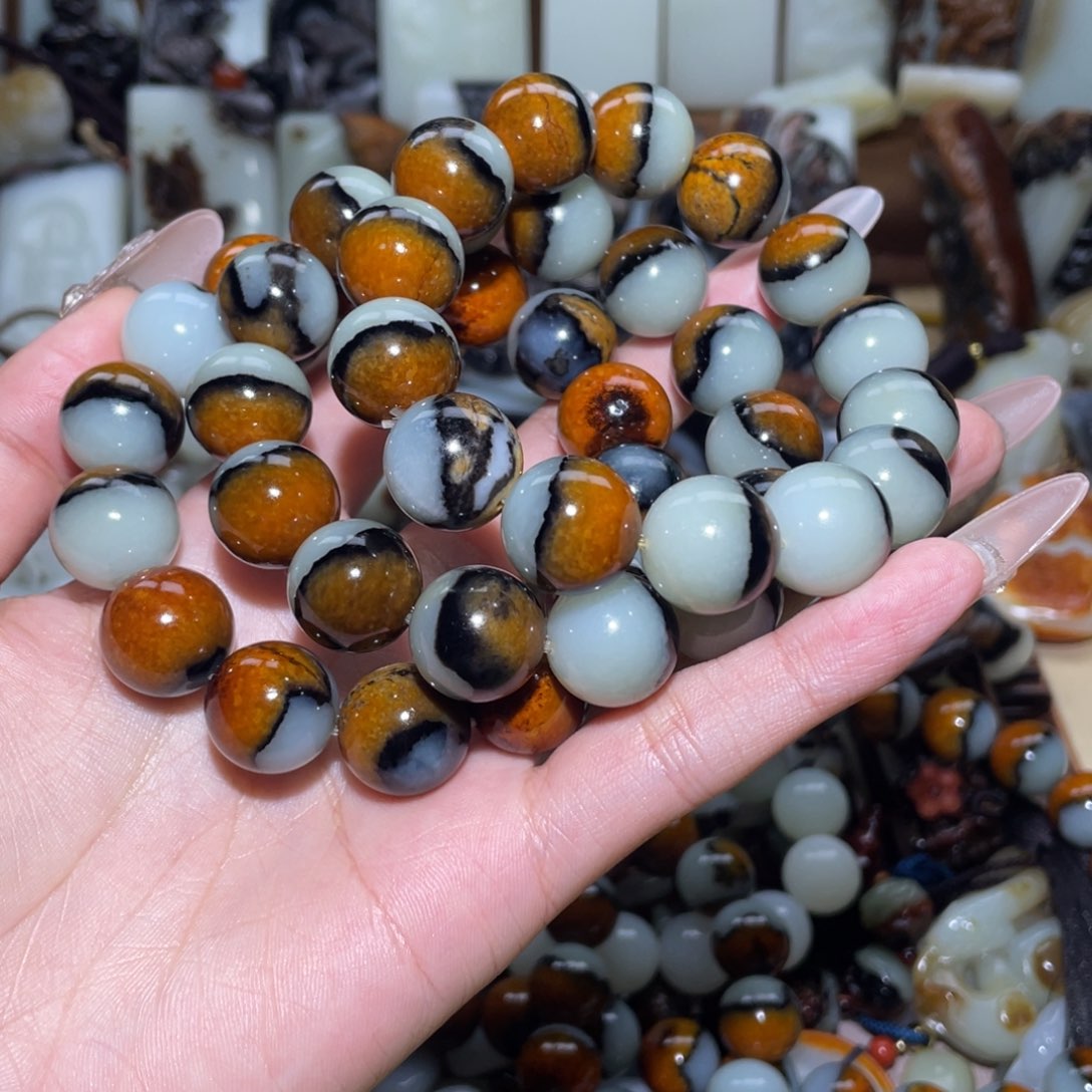 和田玉颈饰未镶嵌儿**东