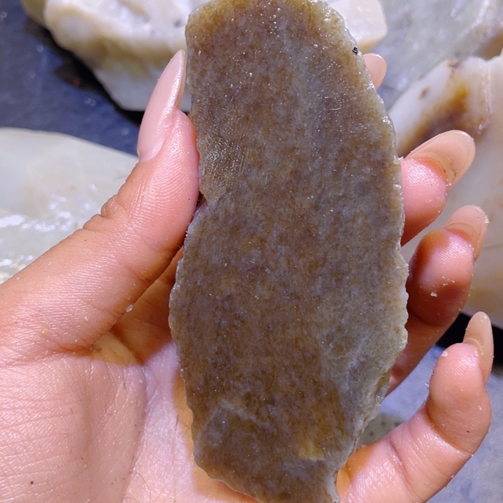 和田玉未镶嵌珠宝半成品