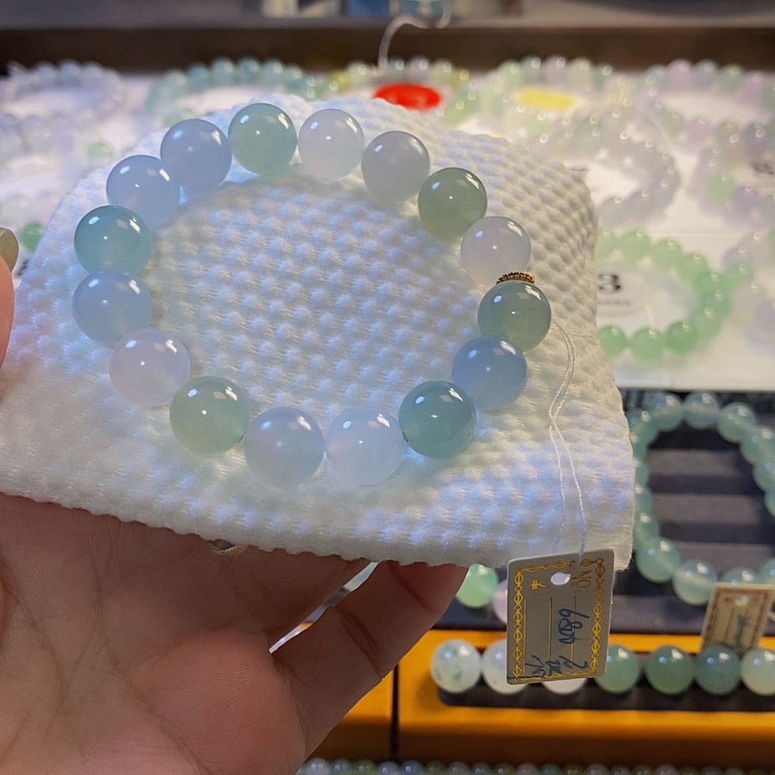 定制翡翠未镶嵌翡翠.