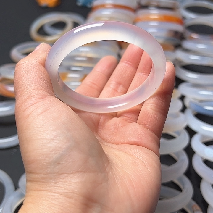 玛瑙/玉髓手镯未镶嵌晚*53.7