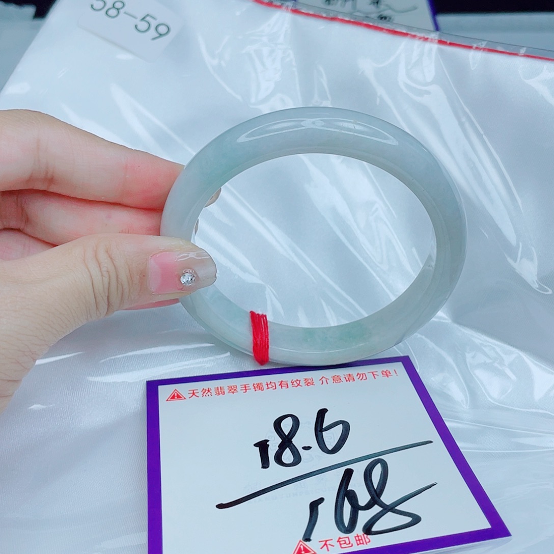 翡翠未镶嵌手镯翡翠