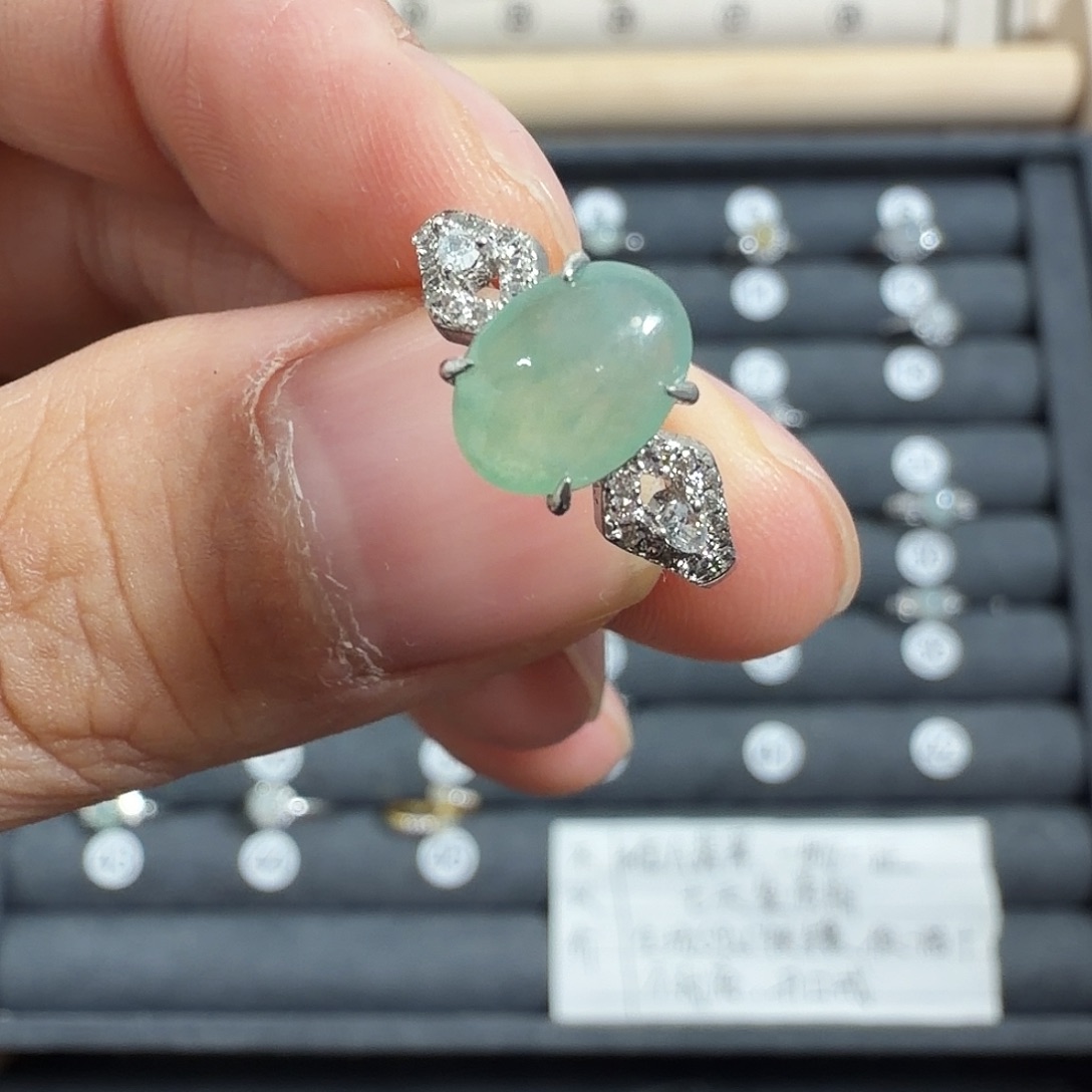 ****翡翠银S925镶嵌戒指