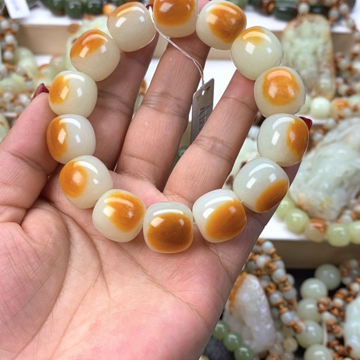 【闪购商品】透闪石质玉手串未镶嵌鱼*者