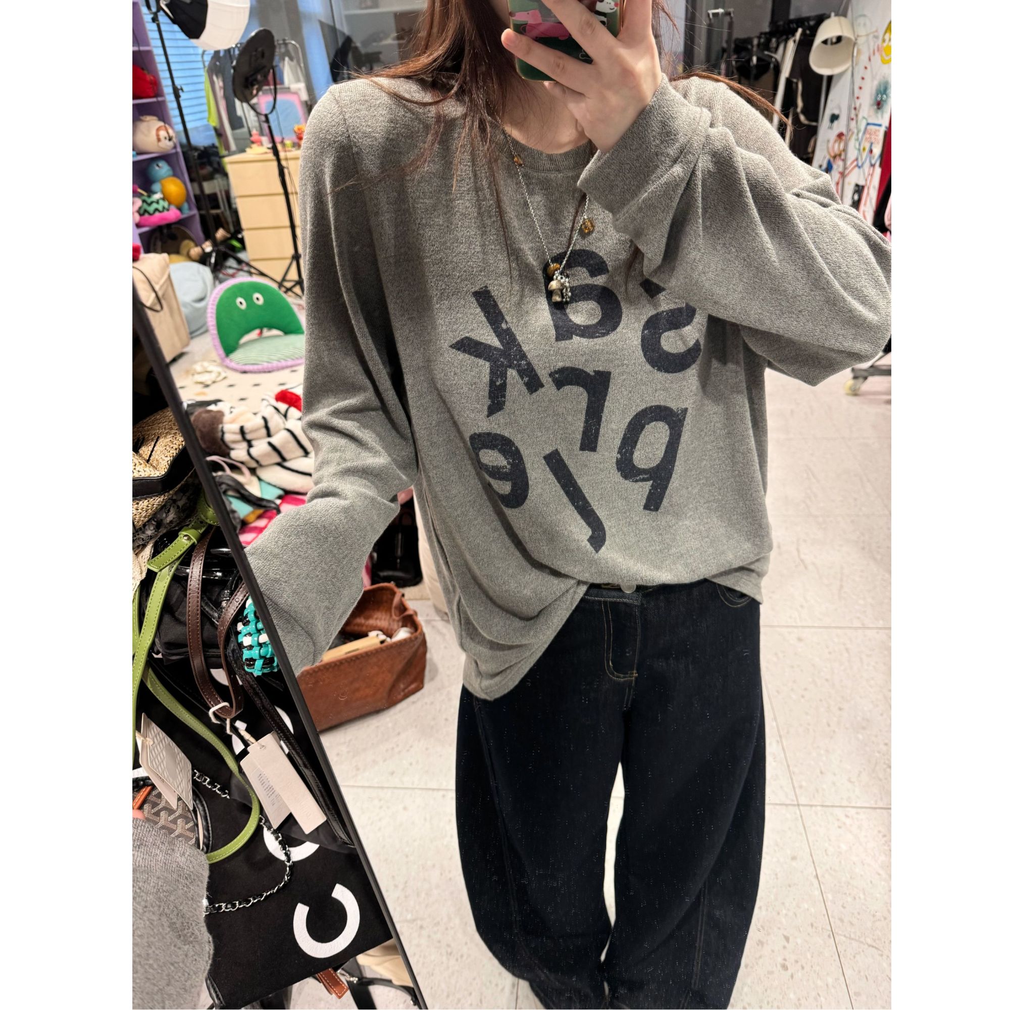 晶咕【假日欧尼】胸前字母圆领套头长袖T恤上衣小衫