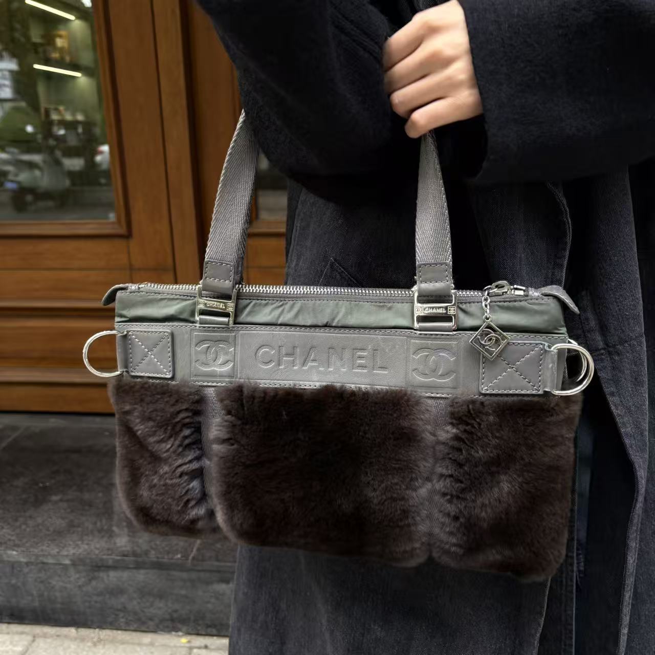 95新 Chanel/香奈儿 中古兔毛托特手提包A1055