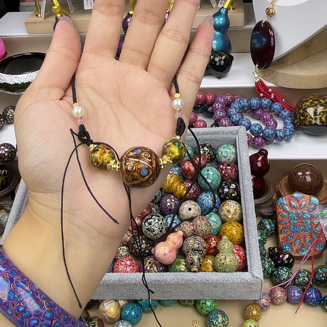 未***梦云栖大漆……………………