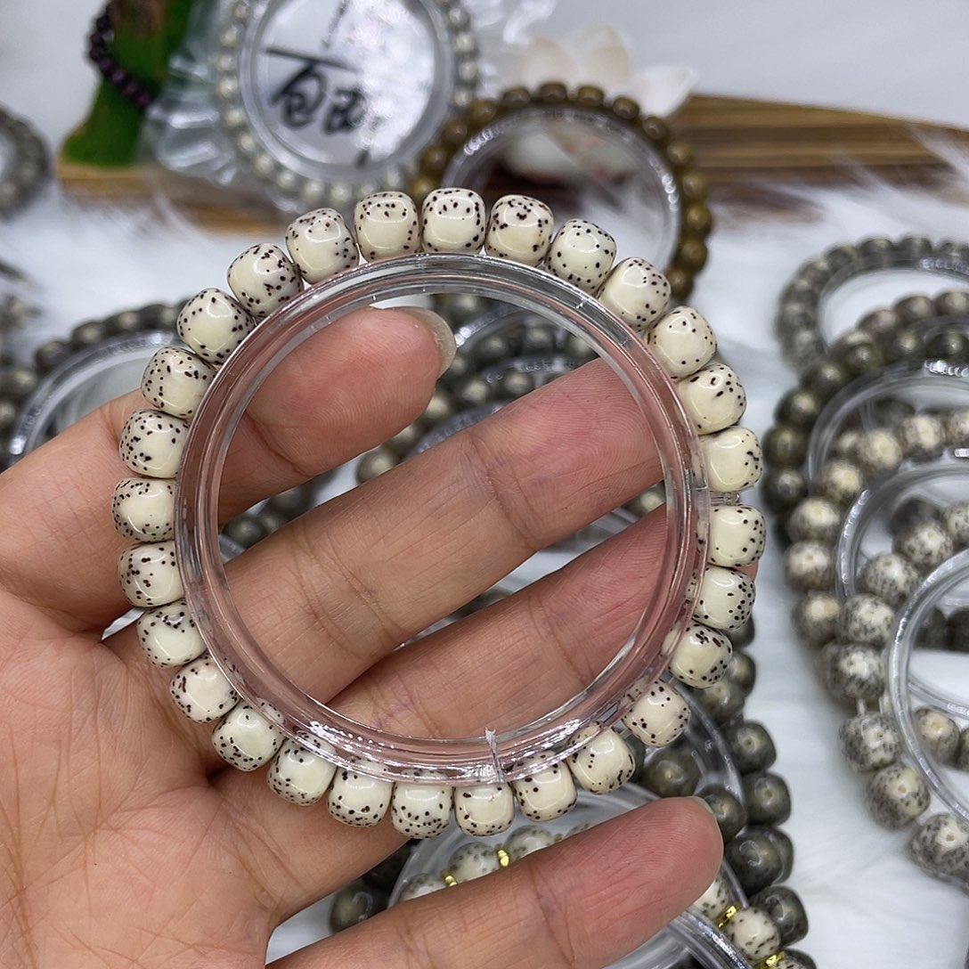 啦***啦星月菩提手串河臀