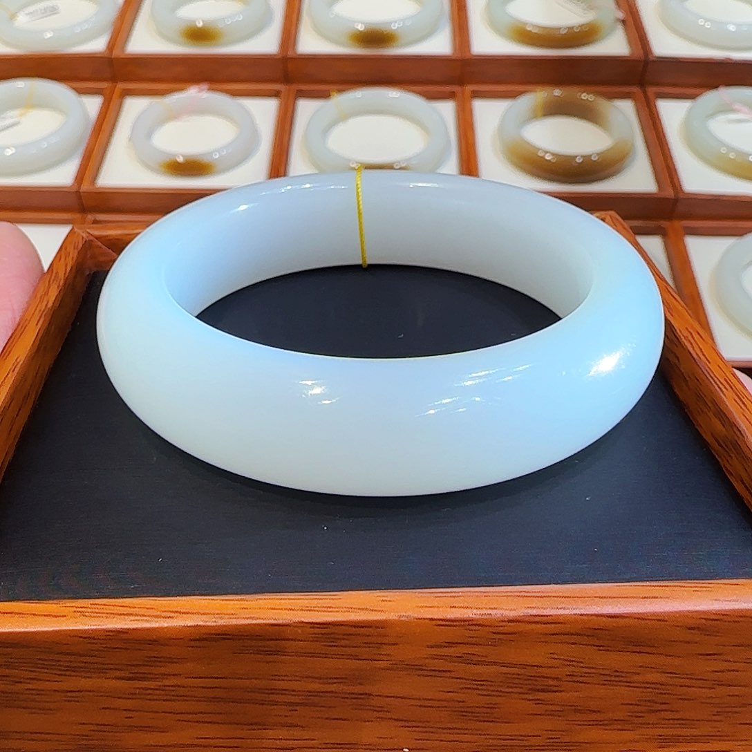 和田玉手镯未镶嵌新疆轮胎羊脂白玉56 57 58