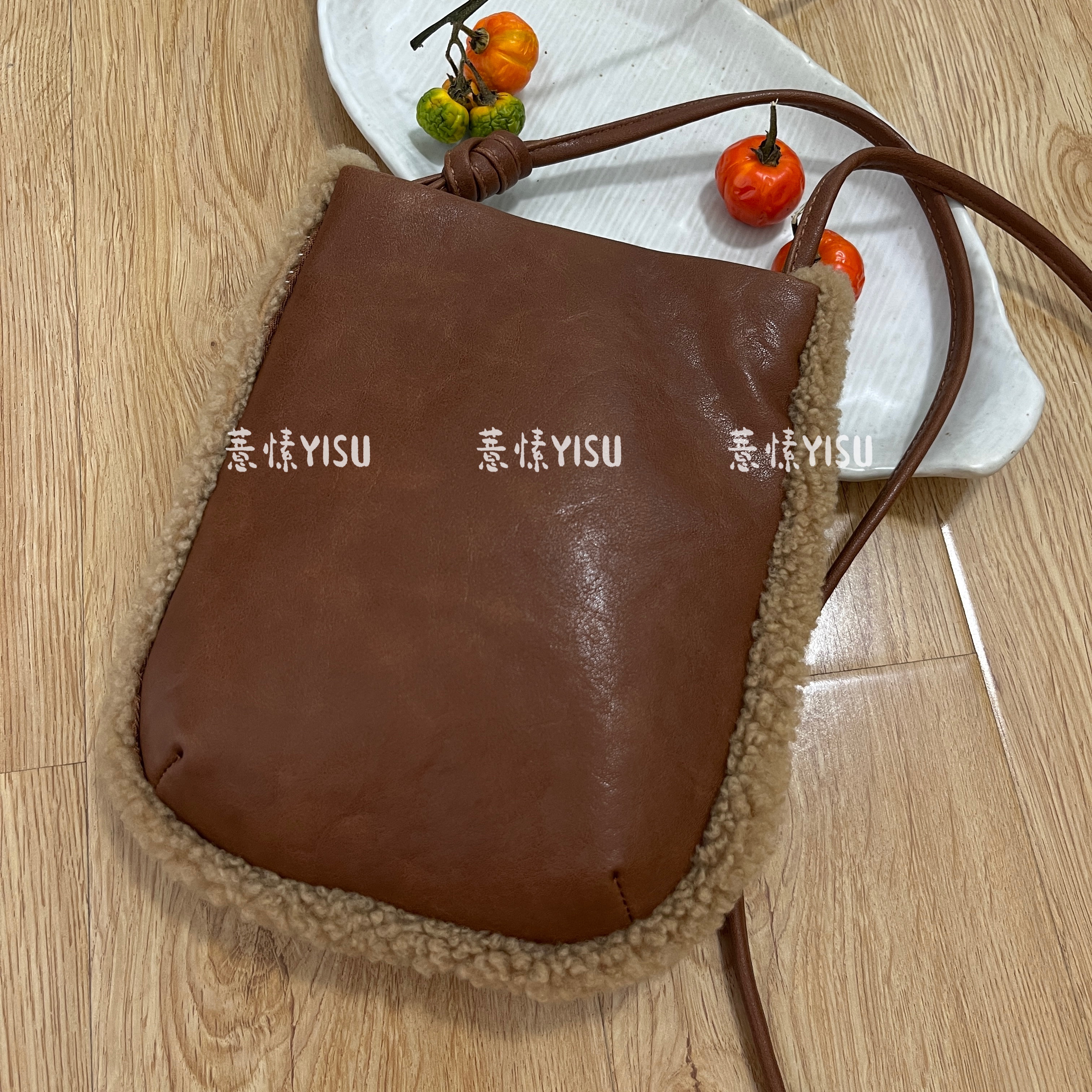 《包里有糖》单肩百搭包包（高23宽19）