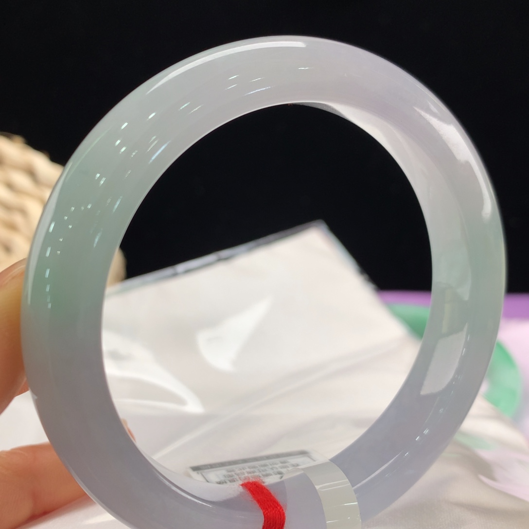 翡翠未镶嵌手镯111-0320