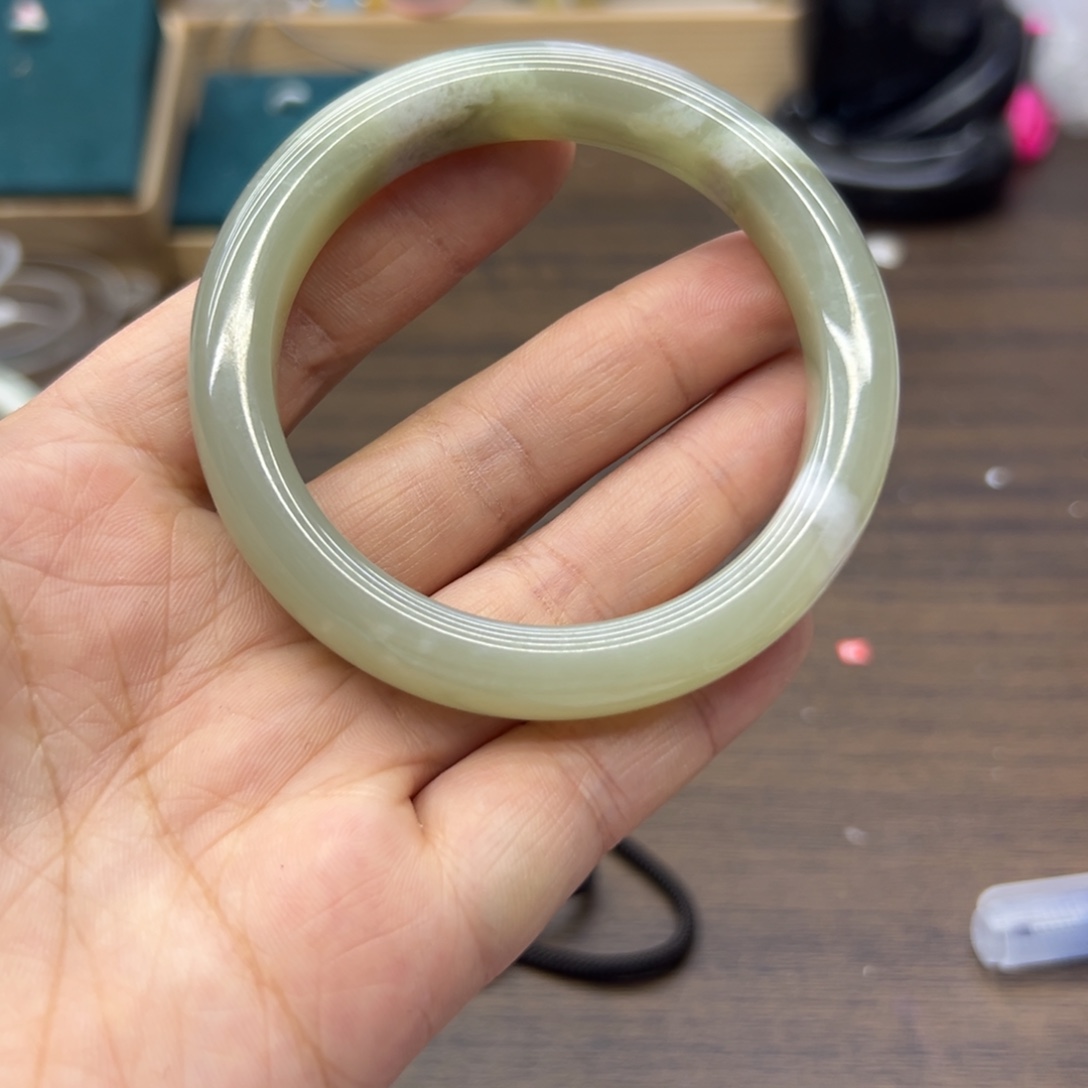 和田玉未镶嵌手镯58圈围1001