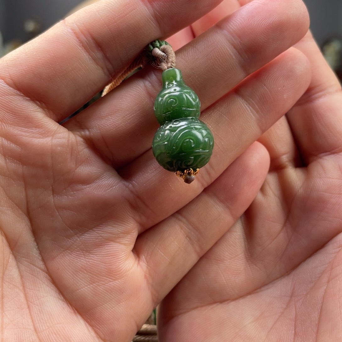 未镶嵌和田玉挂件