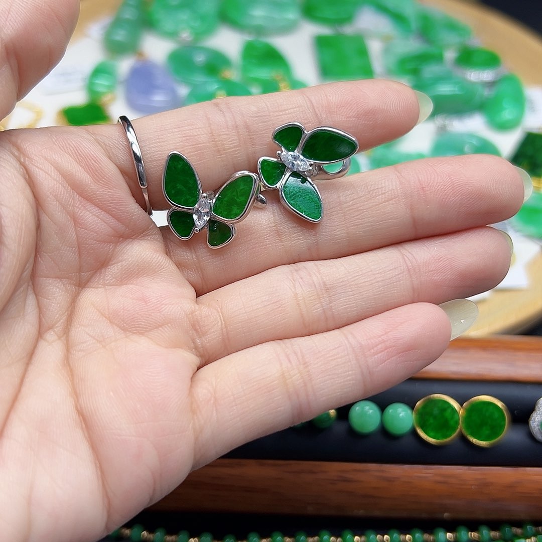 翡翠耳饰银S925镶嵌天然缅料A货一件