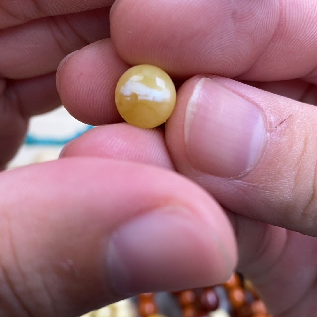 坚***心裸石蜜蜡未镶嵌配饰