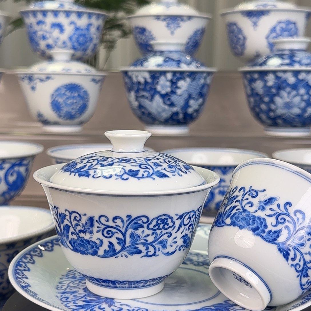 小***糊景德镇手工手绘青花盖碗