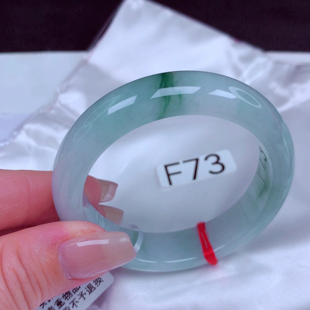 翡翠未镶嵌手镯手镯