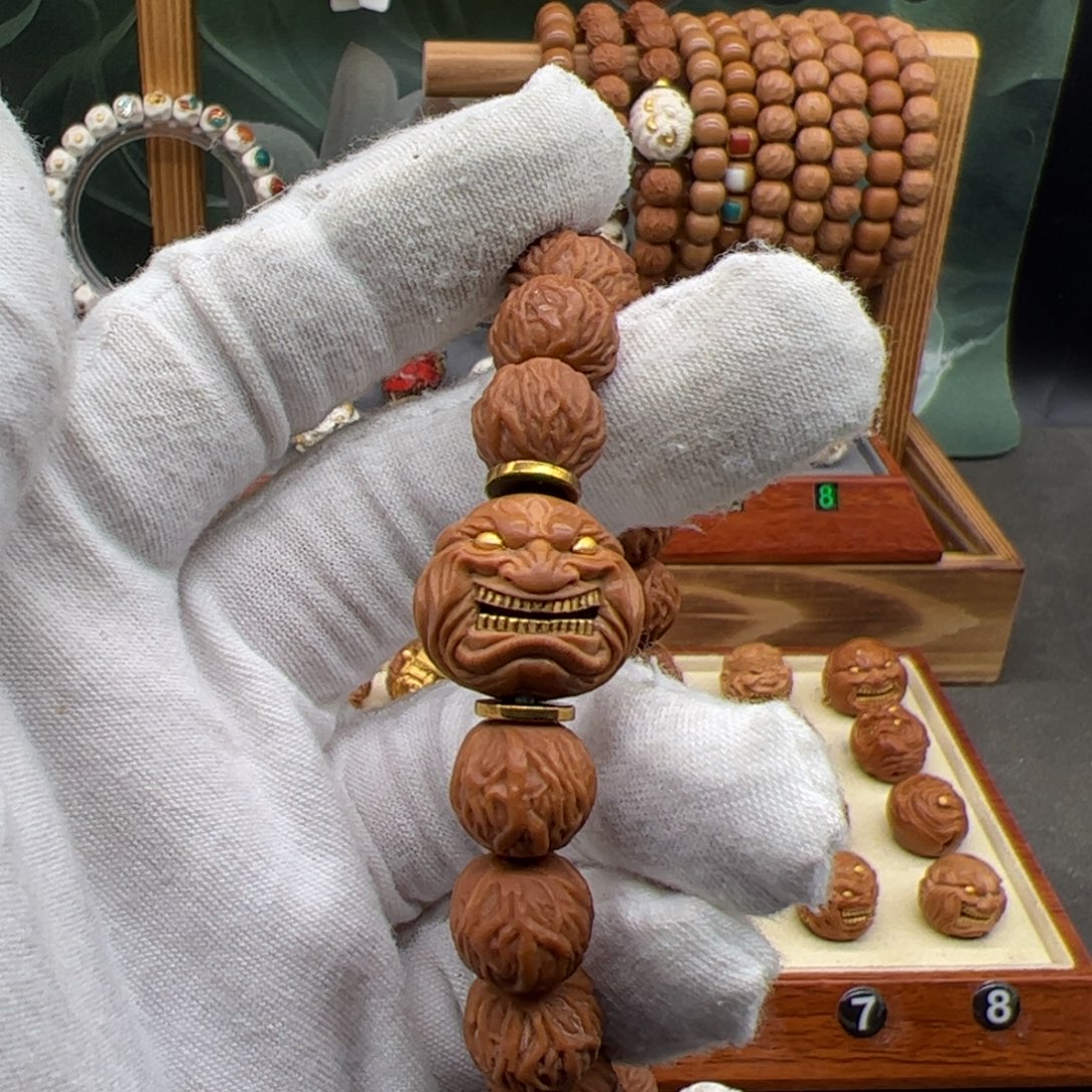 猴头核桃吊坠恶僧