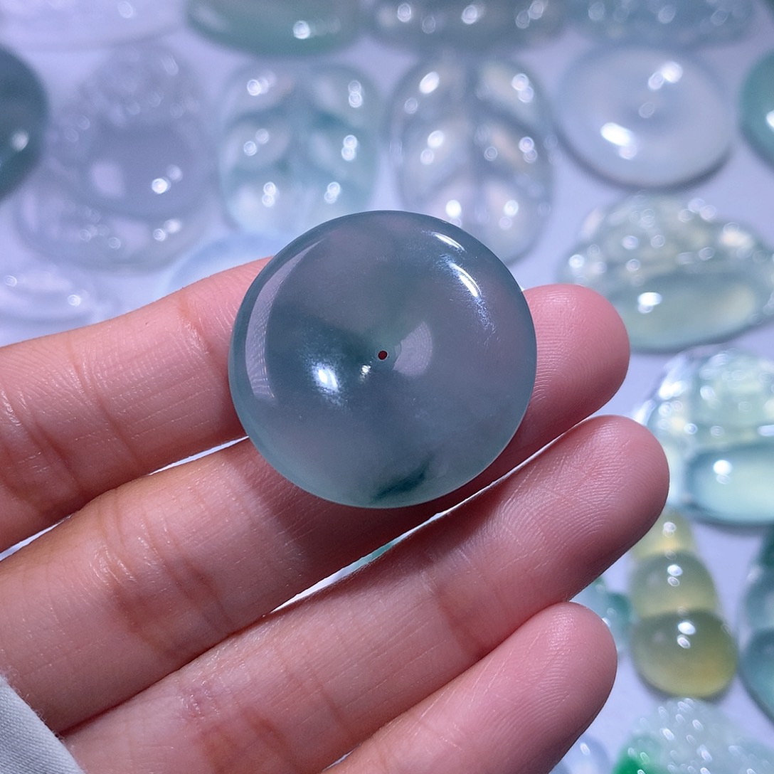 【闪购商品】翡翠颈饰未镶嵌扣