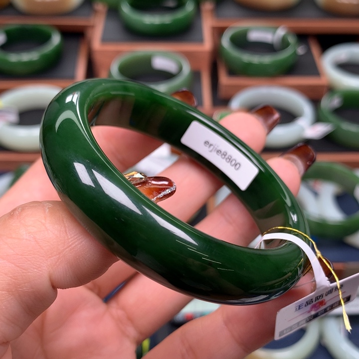 和田玉（碧玉）手镯未镶嵌