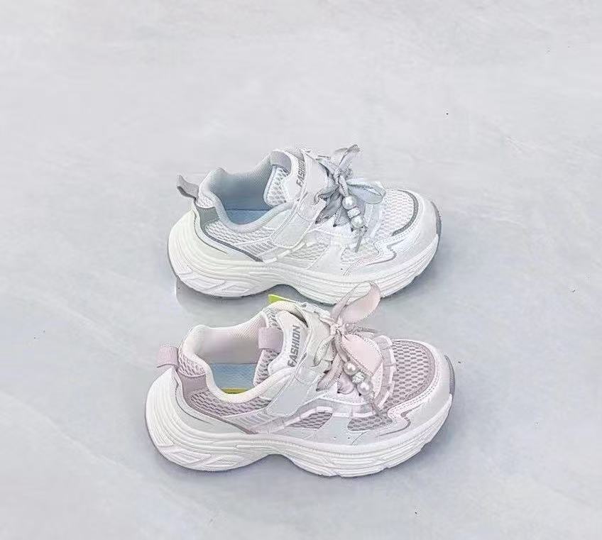 2025秋季男童女童轻便防滑跑鞋