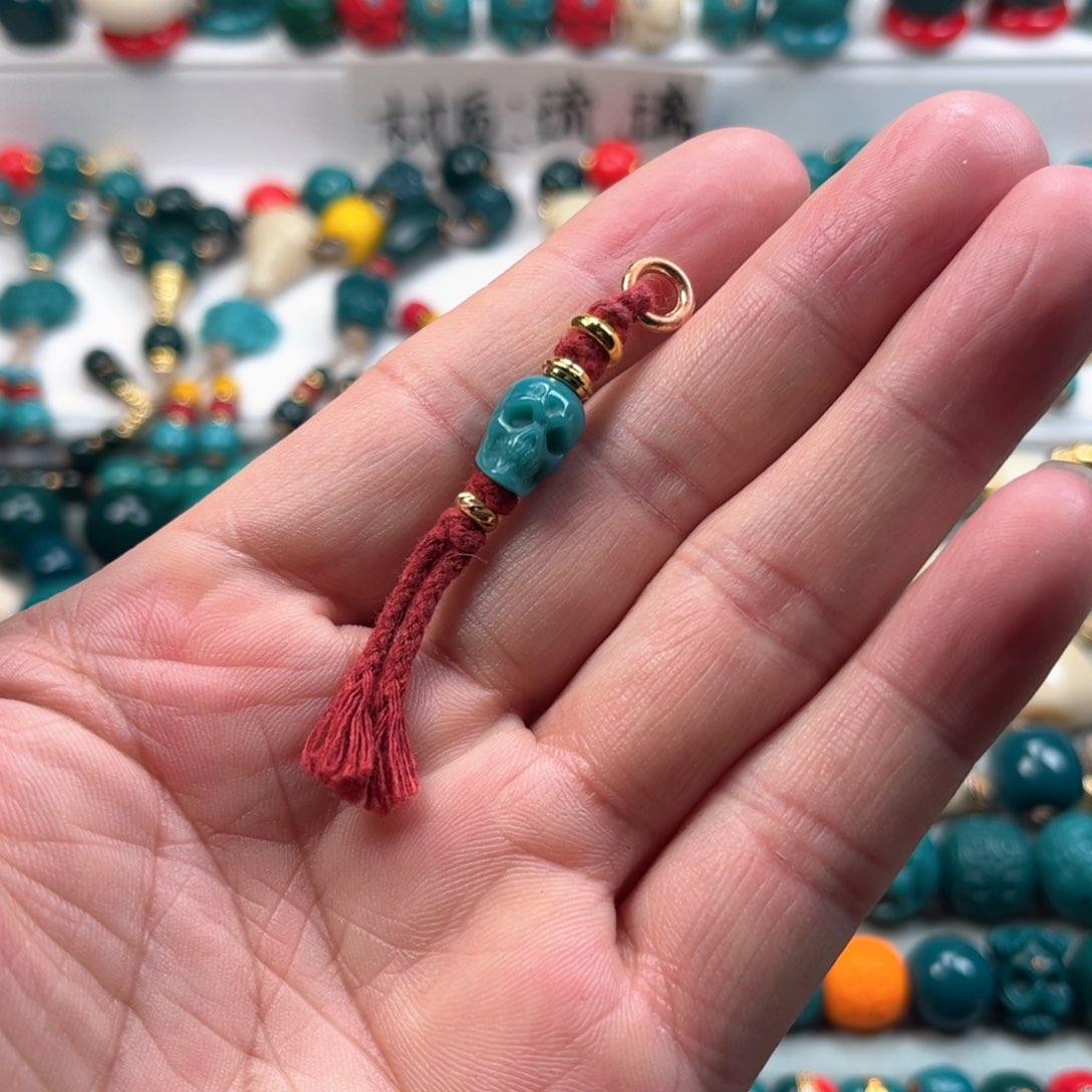 琉璃颈饰^*^琉璃配饰