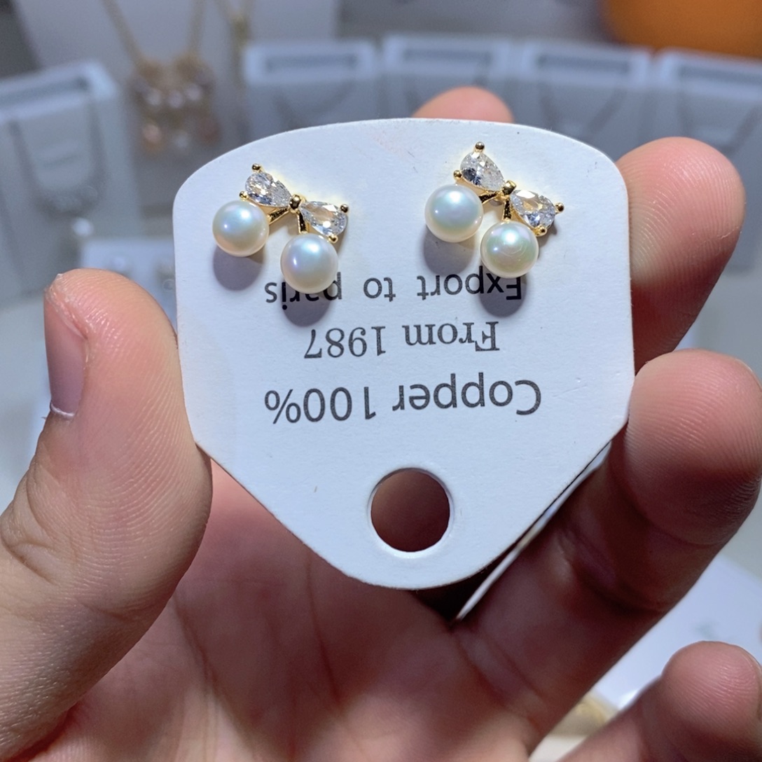 银S925镶嵌耳饰淡水珍珠